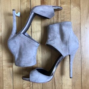 B Brian Atwood - Correns Suede Peep Toe Sandals